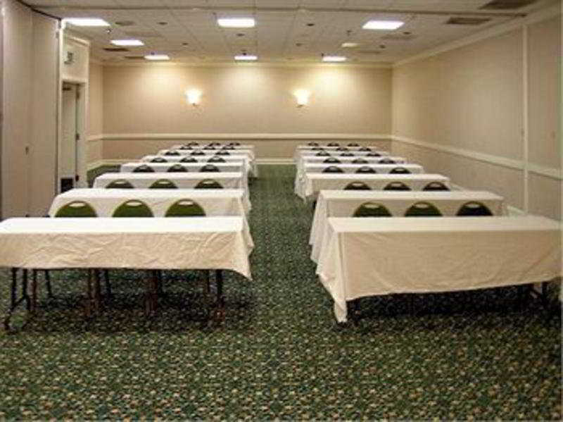 Super 8 By Wyndham Little Rock/Otter Creek Motel Instalações foto